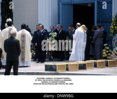 June 26, 2001 - K22223MR: CARROLL O'CONNOR FUNERAL.ST. PAUL THE APOSTLE ...