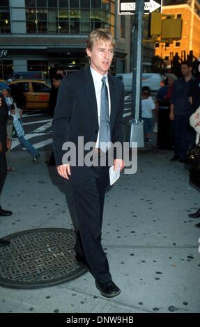 Oct. 5, 2001 - K23049HMc: NEW YORK FILM FESTIVAL WORLD PREMIERE OF''THE ROYAL TENENBAUMS'' AT ALICE TULLY HALL IN LINCOLN CENTER, NYC. 10/05/01.OWEN WILSON. HENRY McGEE/   2001(Credit Image: © Globe Photos/ZUMAPRESS.com) Stock Photo