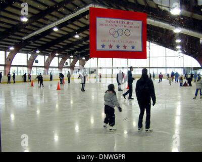 Feb. 22, 2002 - Great Neck, NY, USA - 2/22/02 Great Neck L.I. Parkwood skating rink in Great neck Long Island where Sarah Hughes, learned to ice skate in her quest for an Olympic Gold medal. ( Neil Schneider). Neil Schneider/(Credit Image: © Globe Photos/ZUMAPRESS.com) Stock Photo