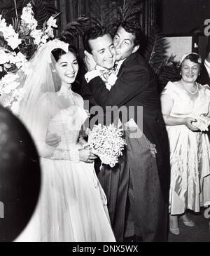 Sept. 27, 1954 - Pier Angeli Vic Damone Wedding Day 1954.the Flower 