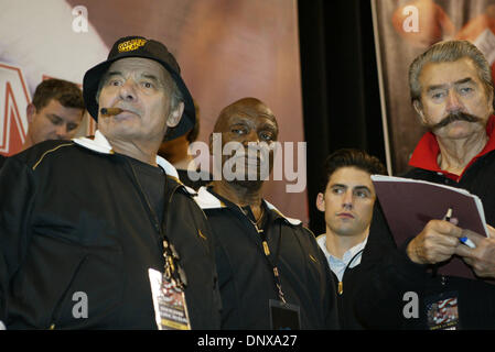 Burt young paulie hi res stock photography and images Alamy