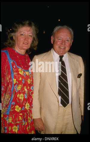 Hollywood, CA, USA; CARROLL O'CONNOR and wife NANCY O'CONNOR are shown ...