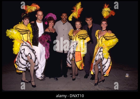 October 14, 1995; Hollywood, CA, USA; GEORGE CLOONEY, ERIQ LA SALLE, ANTHONY EDWARDS and SALOON GIRLS attend the Charity Event on October 14, 1995. Mandatory Credit: Kathy Hutchins/ZUMA Press. (©) Kathy Hutchins Stock Photo