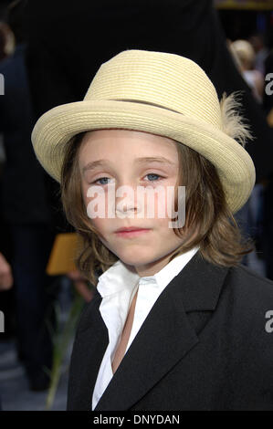 June 21, 2006 - Hollywood, California, U.S. - K48403MG.''SUPERMAN RETURNS'' WORLD PREMIERE .MANN VILLAGE & BRUIN THEATRES, WESTWOOD, CA .06-21-2006.  -   2006.TRISTAN LEBEAU(Credit Image: © Michael Germana/Globe Photos/ZUMAPRESS.com) Stock Photo