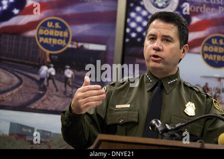 Jan 28, 2006; Laredo, TX, USA; Border Patrol Chief DAVID AGUILAR speaks to Laredo Sector Border Patrol Agents and the media during a press conference at the Laredo North Border Patrol Station in Laredo, TX Saturday, January 28, 2006. The purpose of Aguilar's visit was to address issues relating to escalating violence against law enforcement officials along the border. Mandatory Cre Stock Photo
