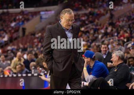 January 6, 2014: Minnesota Timberwolves head coach Rick Adelman paces the sidelines during the NBA game between the Minnesota Timberwolves and the Philadelphia 76ers at the Wells Fargo Center in Philadelphia, Pennsylvania. The Timberwolves win 126-95. (Christopher Szagola/Cal Sport Media) Stock Photo