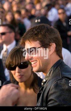 May 09, 2006; Aberdeen, WA, USA; Actors TOM CRUISE and KATIE HOLMES at the South Shore Mall in Aberdeen. Fans staked out the mall to get an up-close view and maybe an autograph from the Hollywood star. Cruise arrived this evening to attend a premiere of 'Mission Impossible Three' with online contest winner Kevin McCoy. He has invited 150 friends to meet Cruise and watch a private s Stock Photo