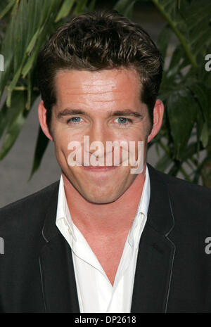 May 17, 2006; New York, NY, USA; Actor SEAN MAGUIRE at the arrivals for the CBS 2006-2007 Primetime Upfront held at Tavern on the Green.  Mandatory Credit: Photo by Nancy Kaszerman/ZUMA Press. (©) Copyright 2006 by Nancy Kaszerman Stock Photo