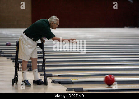 May 29, 2006; San Antonio, TX, USA; Manuel Benavides, 86, takes his turn at AMF Ponderosa Lanes in San Antonio on Thursday, May 25, 2006.  Mandatory Credit: Photo by Lisa Krantz/San Antonio Express-News/ZUMA Press. (©) Copyright 2006 by San Antonio Express-News Stock Photo