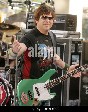 Jun 30 2006; New York, NY, USA; Bassist JAY DEMARCUS from the country music group RASCAL FLATTS performs on the 'Today' show held at Rockefeller Plaza. Mandatory Credit: Photo by Nancy Kaszerman/ZUMA Press. (©) Copyright 2006 by Nancy Kaszerman Stock Photo