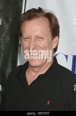 Jul 15, 2006; Los Angeles, CA, USA;  Actor JAMES WOODS at the Summer Press Tour 2006 - CBS Party held at The Rose Bowl, Pasadena, CA. Mandatory Credit: Photo by Paul Fenton/ZUMA KPA.. (©) Copyright 2006 by Paul Fenton Stock Photo