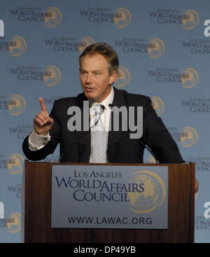 Aug 01, 2006; Los Angeles, CA, USA; British Prime Minister TONY BLAIR is the keynote speaker for The Los Angeles World Affairs Council monthly meeting. Blair's visit to Los Angeles is a historical event, as it marks the first time that a sitting Prime Minister has visited Los Angeles. Blair's speech focused on the need to 'Revitalise the broader global agenda on poverty, climate ch Stock Photo