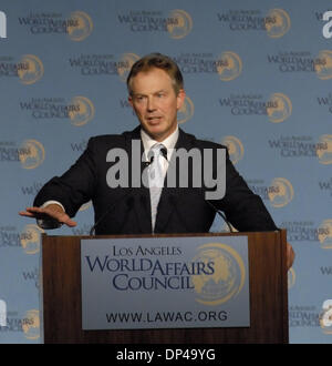 Aug 01, 2006; Los Angeles, CA, USA; British Prime Minister TONY BLAIR is the keynote speaker for The Los Angeles World Affairs Council monthly meeting. Blair's visit to Los Angeles is a historical event, as it marks the first time that a sitting Prime Minister has visited Los Angeles. Blair's speech focused on the need to 'Revitalise the broader global agenda on poverty, climate ch Stock Photo