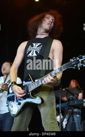 Aug 09, 2006; Raleigh, NC, USA; SYNYSTER GATES and M