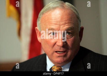 Aug 09, 2006; San Diego, CA, USA; San Diego Mayor JERRY SANDERS during a meeting with the San Diego Union-Tribune Editorial Board to discuss the Kroll report.   Mandatory Credit: Photo by John Gibbins/SDU-T/ZUMA Press. (©) Copyright 2006 by SDU-T Stock Photo