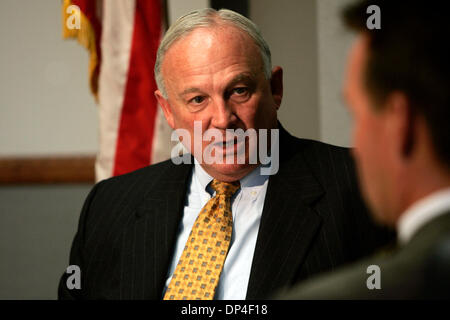 Aug 09, 2006; San Diego, CA, USA; San Diego Mayor JERRY SANDERS during a meeting with the San Diego Union-Tribune Editorial Board to discuss the Kroll report.   Mandatory Credit: Photo by John Gibbins/SDU-T/ZUMA Press. (©) Copyright 2006 by SDU-T Stock Photo