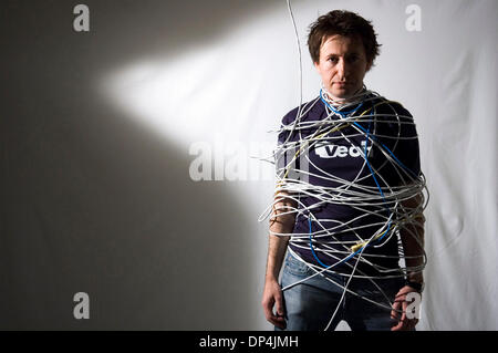 Aug 15, 2006; San Diego, CA, USA; DMITRY SHAPIRO is the CEO and founder of Veoh, a San Diego based internet cable company. Studio portrait shoot on Mar. 22, 2006. Mandatory Credit: Photo by Kat Woronowicz/ZUMA Press. (©) Copyright 2006 by Kat Woronowicz Stock Photo