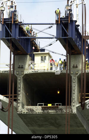 Aug 29, 2006; Oakland, CA, USA; A 1750 ton steel box girder bridge segment is slowly raised toward its connection to the west-bound Skyway section of the new Bay Bridge during an 40-hour project Tuesday, August 29, 2006 in Oakland, Calif.  The segment will connect the Skyway to the self-anchored Suspension span on the bridge. Mandatory Credit: Photo by Bob PeppingContra Costa Times Stock Photo