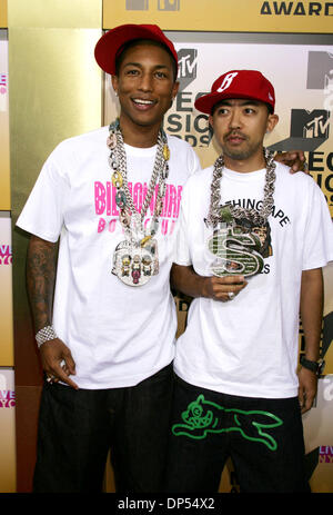 Pharrell & Nigo  Pharrell williams, Pharrell, Hip hop music