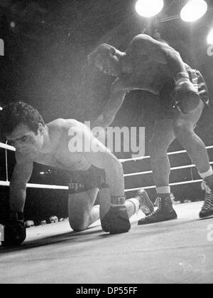 May 11, 2006 - FLOYD PATTERSON 1964.  -  PHOTOS(Credit Image: © Globe Photos/ZUMAPRESS.com) Stock Photo