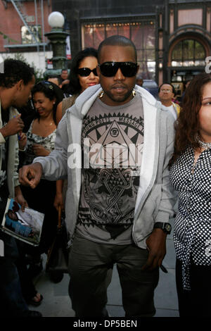 Sep 11, 2006; New York, NY, USA; KANYE WEST and his FIANCE at the