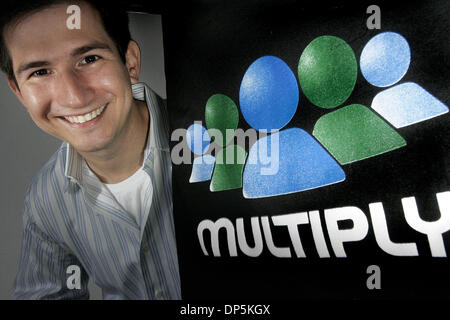 Sep 18, 2006; Boca Raton, FL, USA; Multiply.com CEO Pete Pezaris  in a portrait at the company's Boca Raton office today, September 19, 2006. Multiply.com is a social networking website. Mandatory Credit: Photo by Thomas Cordy/Palm Beach Post/ZUMA Press. (©) Copyright 2006 by Palm Beach Post Stock Photo
