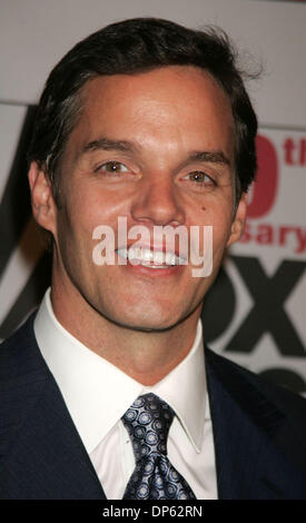 FOX News' Bill Hemmer NY Giants Justin Tuck and wife Lauran host Tuck's