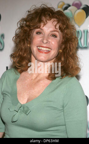 Oct 05, 2006; Beverly Hills, CA, USA; Stefanie POWERS arrives at the Cloris Leachman 60 years in show business celebration. Mandatory Credit: Photo by Marianna Day Massey/ZUMA Press. (©) Copyright 2006 by Marianna Day Massey Stock Photo
