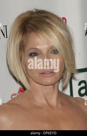 Oct 13, 2006; Los Angeles, CA, USA;  Actress ELLEN BARKIN at the American Cinematheque Tribute to George Clooney held at the Beverly Hilton Hotel. Mandatory Credit: Photo by Paul Fenton/ZUMA KPA.. (©) Copyright 2006 by Paul Fenton Stock Photo