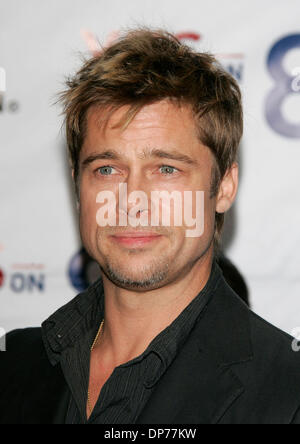 Nov 6, 2006; Century City, California, USA; Actor BRAD PITT Gets Out the Vote for Prop.87 at LA Labor Headquarters. Mandatory Credit: Photo by Lisa O'Connor/ZUMA Press. (©) Copyright 2006 by Lisa O'Connor Stock Photo