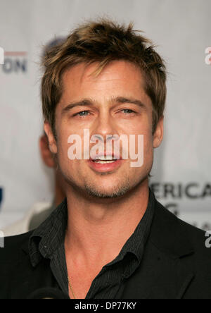 Nov 6, 2006; Century City, California, USA; Actor BRAD PITT Gets Out the Vote for Prop.87 at LA Labor Headquarters. Mandatory Credit: Photo by Lisa O'Connor/ZUMA Press. (©) Copyright 2006 by Lisa O'Connor Stock Photo