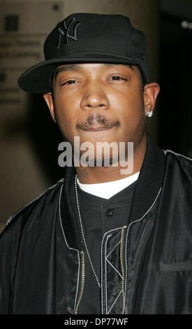 Nov 06, 2006; New York, NY, USA; Hip hop artist JA RULE announces a benefit for at-risk youth at the Marriott Marquis. Mandatory Credit: Photo by Nancy Kaszerman/ZUMA Press. (©) Copyright 2006 by Nancy Kaszerman Stock Photo