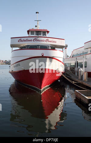 Nov 26, 2006; Long Beach, CA, USA; Rainbow Harbor and Rainbow Marina are located next to the Aquarium of the Pacific, and has 87 slips for commercial and recreational vessels. It also features a 200-foot long dock for day guests. Rainbow Harbor has 12, 150-foot docks for commercial vessels. Shoreline Village overlooks Rainbow Marina with arcades and restaurants for the whole family Stock Photo