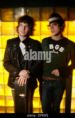 Oct 22, 2006 - New York, New York, USA - LUKE PRITCHARD and PAUL GARRED (in the hat) of the Kooks at Lure fish bar in Soho. (Credit Image: © Aviv Small/ZUMA Press) Stock Photo