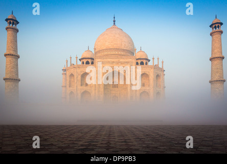 The Taj Mahal is a white marble mausoleum located in Agra, Uttar Pradesh, India Stock Photo