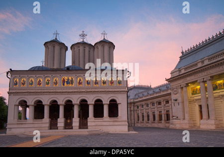 Patriarchal Palace and Patriarchal Cathedral at dusk, Bucharest, Romania Stock Photo
