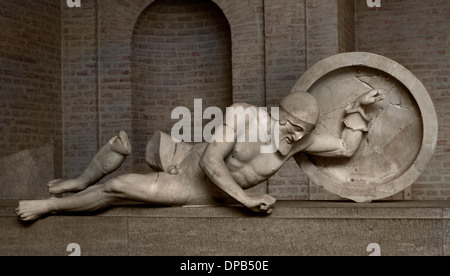 Dying warrior, probably Laomedon  Temple of Aphaia at Aegina 500-490 BC Gods in battle before Troy Greek Greece Stock Photo