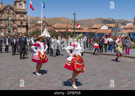 Parade at national holiday in Cusco, Peru Stock Photo - Alamy