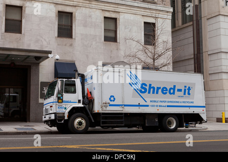 Shred-it truck parked in front of government building - Washington, DC USA Stock Photo