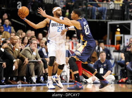Jan 11, 2014: Dallas Mavericks shooting guard Vince Carter #25 during an NBA game between the New Orleans Pelicans and the Dallas Mavericks at the American Airlines Center in Dallas, TX Dallas defeated New Orleans 110-107 Stock Photo