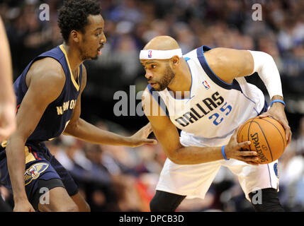 Jan 11, 2014: Dallas Mavericks shooting guard Vince Carter #25 during an NBA game between the New Orleans Pelicans and the Dallas Mavericks at the American Airlines Center in Dallas, TX Dallas defeated New Orleans 110-107 Stock Photo