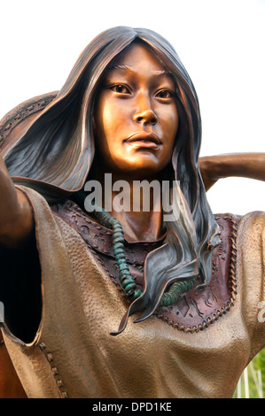 Sacagawea statue, Cascade Locks Marine Park, Cascade Locks, Columbia River Gorge National Scenic Area, Oregon Stock Photo