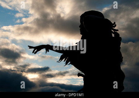 Sacagawea statue silhouette, Cascade Locks Marine Park, Cascade Locks, Columbia River Gorge National Scenic Area, Oregon Stock Photo