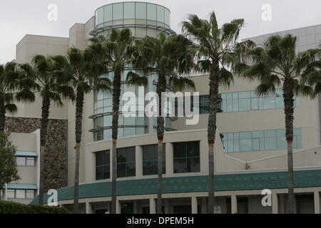(Published 6/1/2006, B-15:S)  Grossmont hospital plans for completion, provided $200 million-plus bond issue passes in June.  Laura Embry / The San Diego Union-Tribune Stock Photo