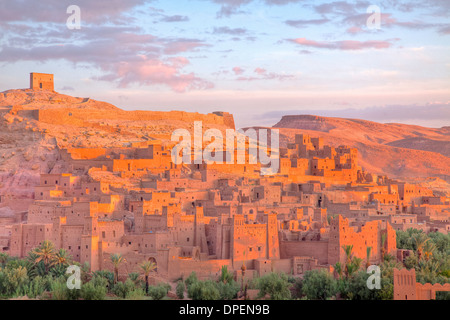Ait Benhaddou, Morocco Ancient mud-brick kasbah, Sahara Desert 1,000 year old caravanserai, UNESCO World Heritage Site Stock Photo