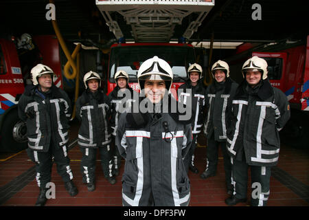 Dec 21, 2006 - Leiden, Netherlands - Firefighters (historically ...