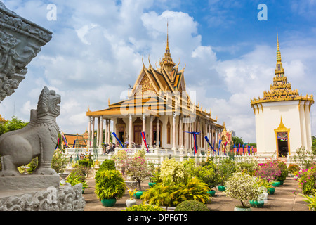 Stupa in front of the Silver Pagoda in the Royal Palace, in the capital city of Phnom Penh, Cambodia, Indochina, Southeast Asia Stock Photo