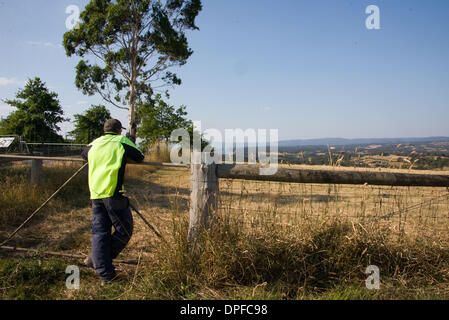 Victorian bushfires during heatwave January 2014 tempertures of 44C out of control Kangaroo Ground Panton Hill Melbourne fire Stock Photo