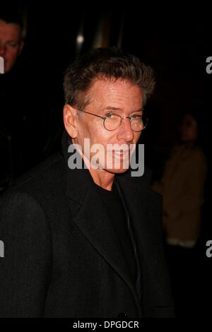 Dec. 2, 2006 - New York, New York, U.S. - ARRIVALS FOR SCREENING OF REVOLVER.TRIBECA GRAND HOTEL, NYC.     12-03-2007.      2007.CALVIN KLEIN.K55746RM(Credit Image: © Rick Mackler/Globe Photos/ZUMAPRESS.com) Stock Photo