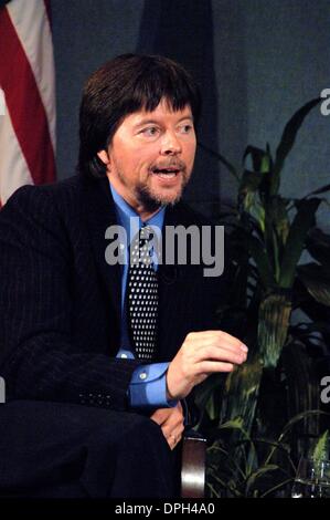 Sept. 11, 2006 - Washington, District of Columbia, U.S. - I11131CBE.Award winnng documentary film maker Ken Burns talks with journalists about how he selects his subjects when making a film ..The National Press Club - Washinton D.C..09-11-2006.   -   -    2006(Credit Image: © Christy Bowe/Globe Photos/ZUMAPRESS.com) Stock Photo